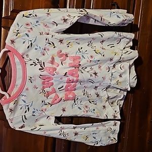 !!. Girls 3T  top